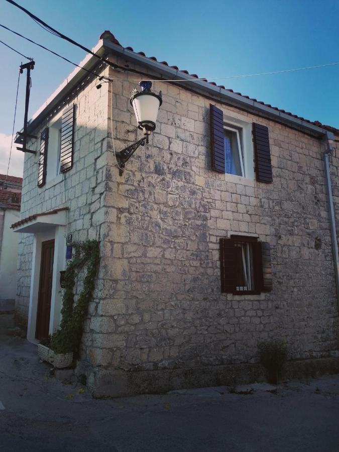 Stone House Apartamento Slatine Exterior foto